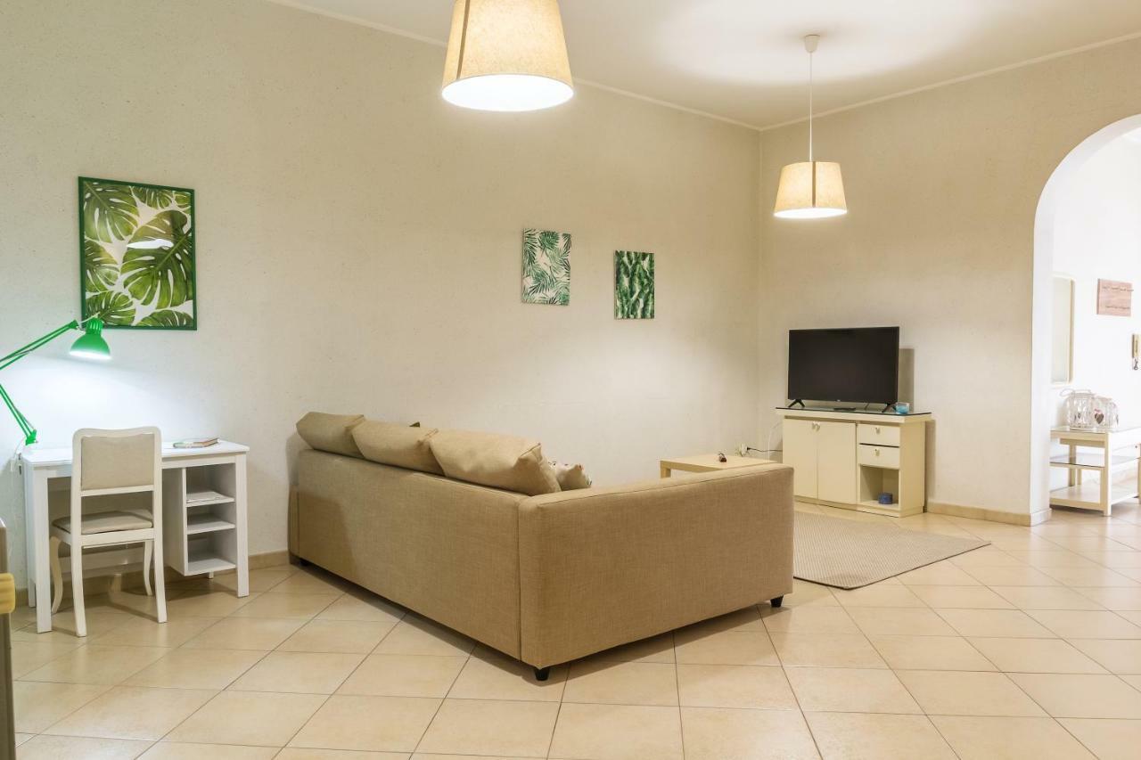 Casa Amica Appartement Giardini-Naxos Buitenkant foto